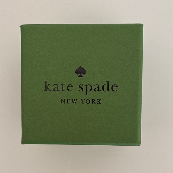 ☀️Kate Spade Gold Heart Earrings - Picture 2 of 3